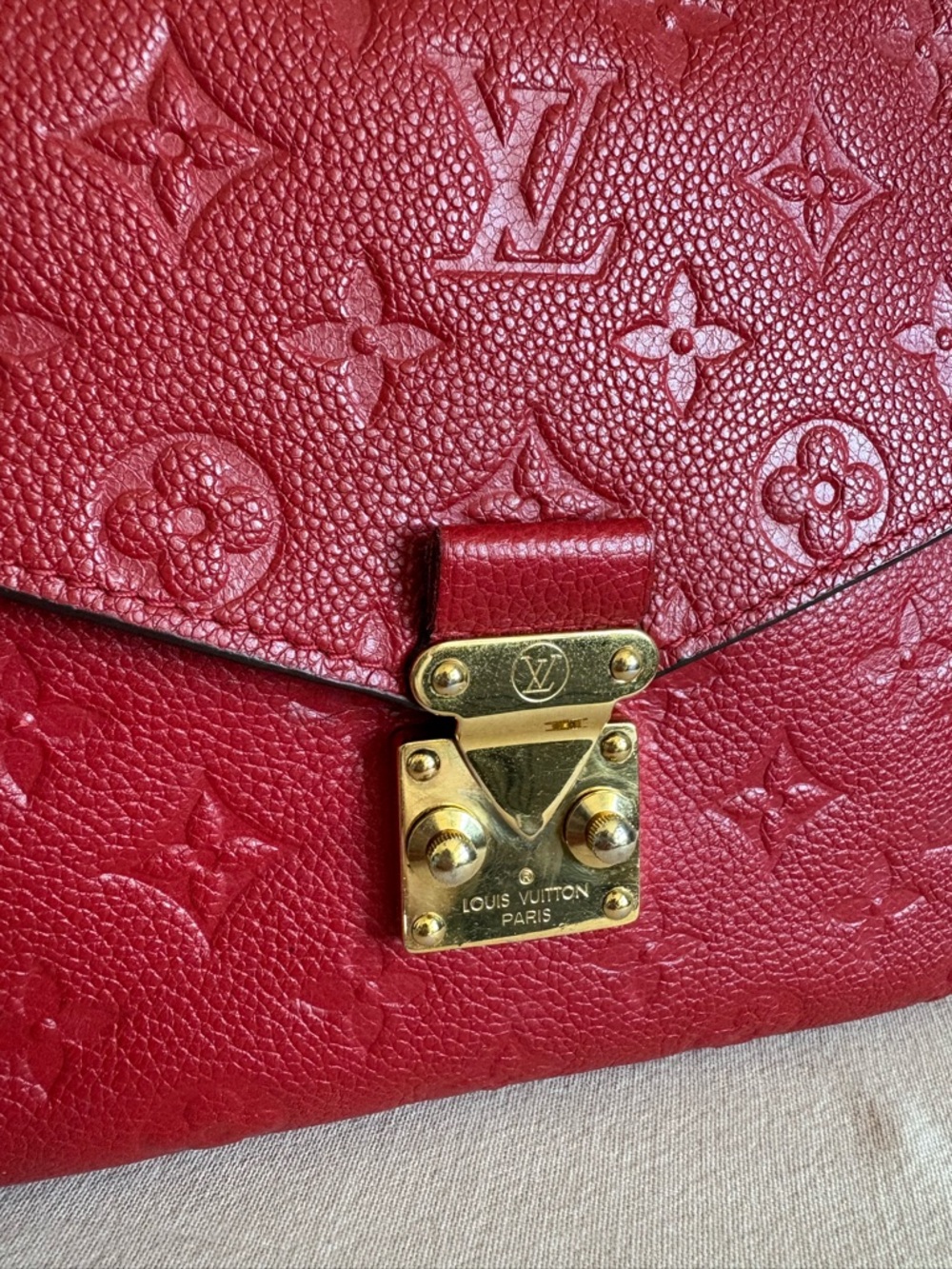 Louis Vuitton Empreinte Pochette Metis - Cherry - Picture 7 of 16